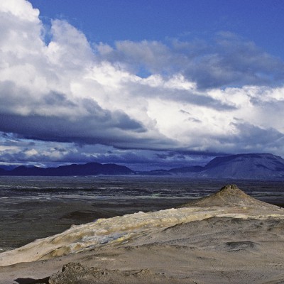 Couleurs volcaniques de Namafjall près du Lac Myvatn - Islande 1986Champ de Solfatares et marmites de boues