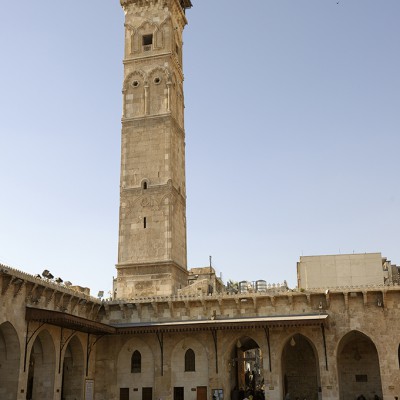 La mosquée Ommeyyade d’Alep : vue du minaret, aujourd’hui détruit.