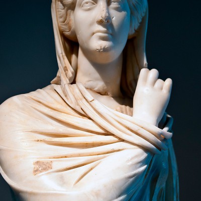 Statue de Cornelia Antonia. Antioche (2e s. av. J.-C.) Istanbul. Musée d'Archéologie