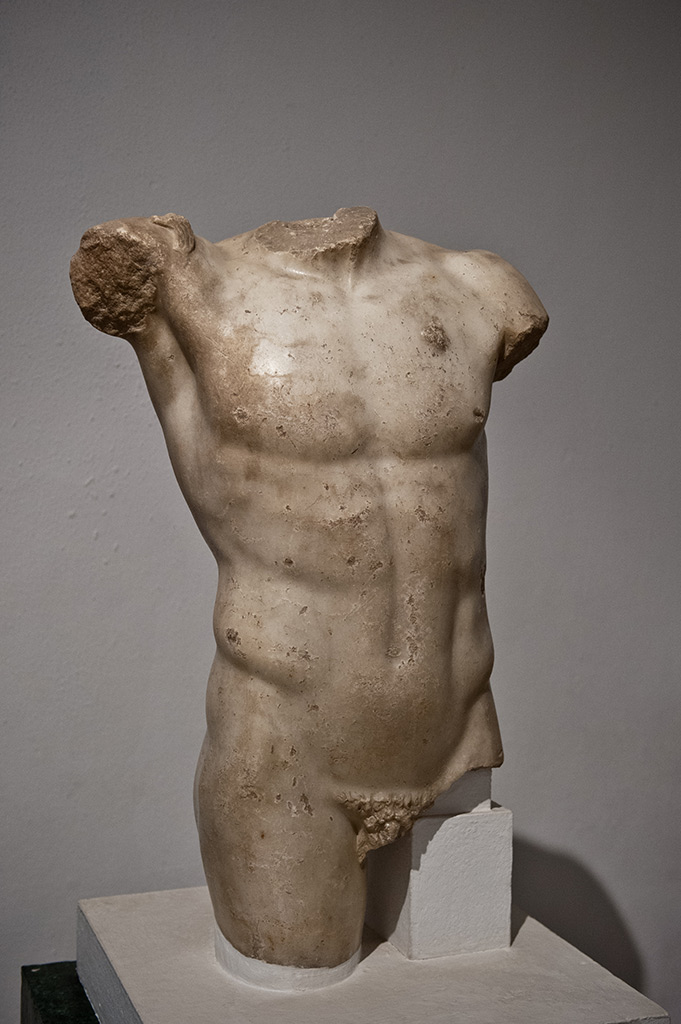Torse masculin colossal - Musée Archéologique de Séville - Période de Tibère (14-37 après J.-C.)