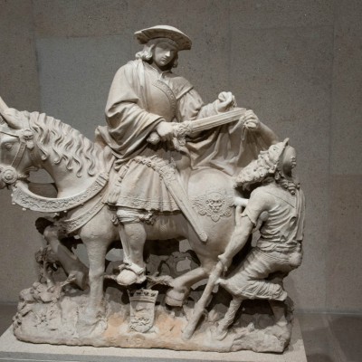 Saint Martin à cheval partageant son manteau avec un mendiant - France - 1531 - Calcaire Musée Calouste Gulbenkian - Lisbonne