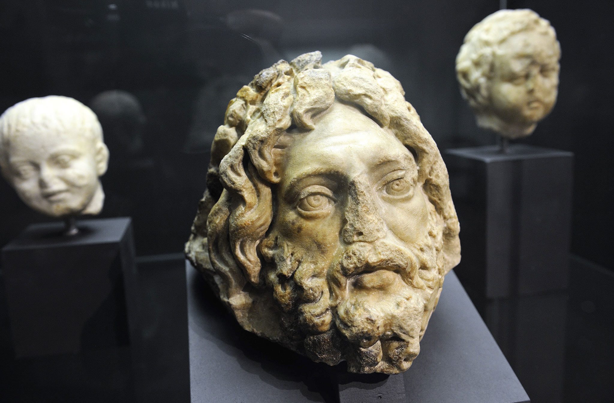 Fragment de la tête d'un dieu-fleuve - second moitié du 2e siècle aprèsJ.-C.