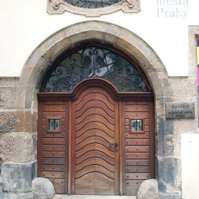 La maison à l'anneau d'or située Týnská ulička 6, Praha 1