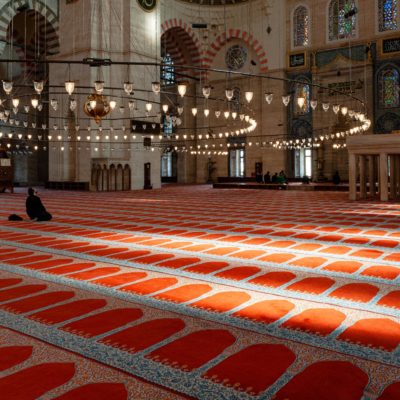 Chandelier circulaire - La mosquée Süleymaniye