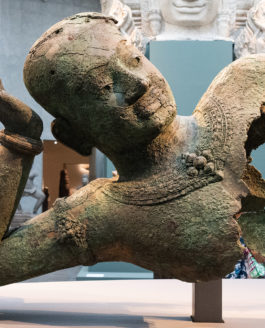 L’exposition « Bronzes royaux<br>d’Angkor » au Musée Guimet