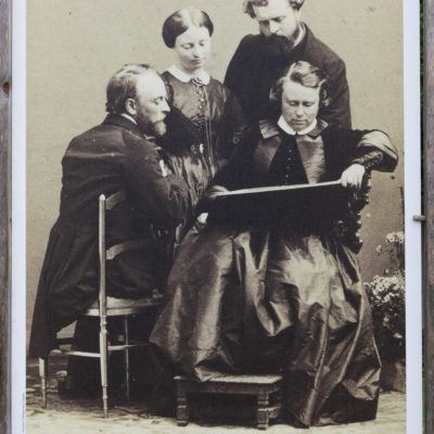 Rosa Bonheur dans son atelier par Georges Achille-Fould (et Rosa Bonheur), 1893.